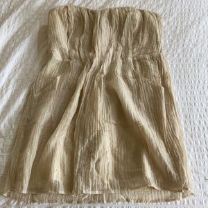 EUC Greylin strapless cocktail dress w pockets
